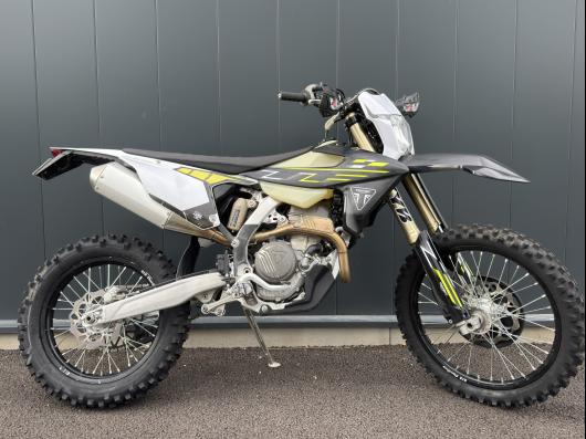 photo-annonce-triumph-tf-250-e-2025_68b022fec6a09339427128.jpeg