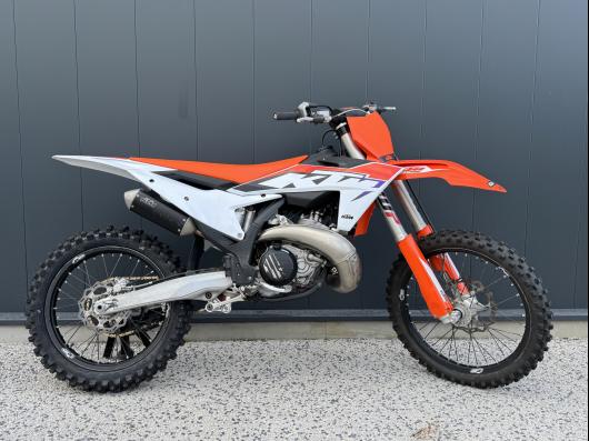 photo-annonce-ktm-300-sx-2023_68aed82d4b7c3277920311.jpeg