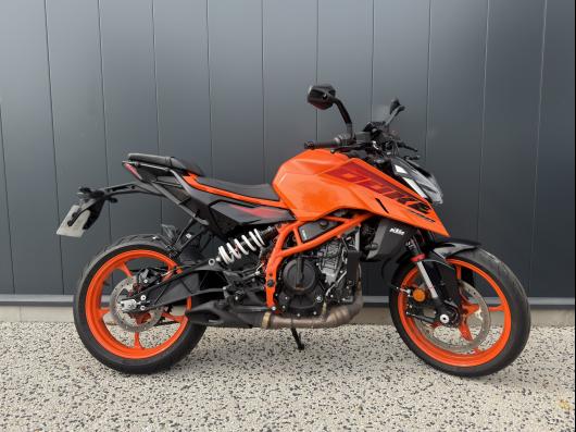 KTM KTM 390 DUKE 2024