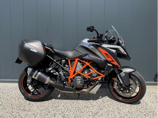 KTM KTM 1290 SUPER DUKE GT 2018
