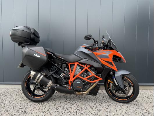 KTM KTM 1290 SUPER DUKE GT 2022